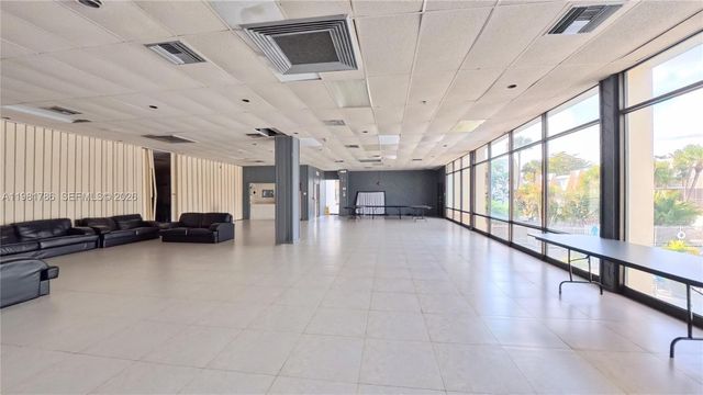 20300 W Country Club Dr PH18-3, Aventura, FL 33180