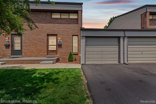 1925 Nicholas Court, Warren, MI 48092