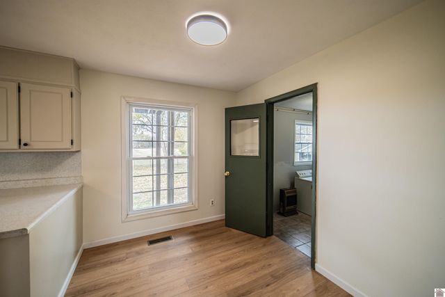 739 New Liberty Church Rd, Kevil, KY 42053