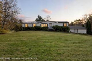 1984 Hagadorn Road, Mason, MI 48854
