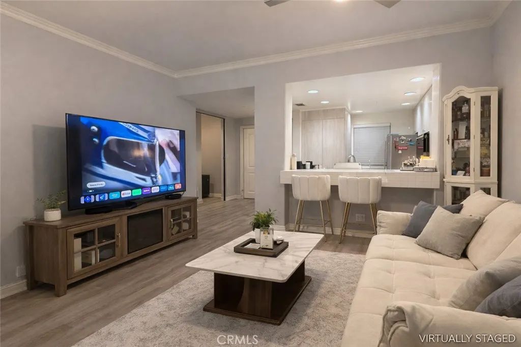 2253 Martin 107, Irvine, CA 92612