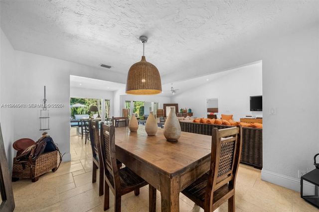 6411 SW 185th way, Southwest Ranches, FL 33332