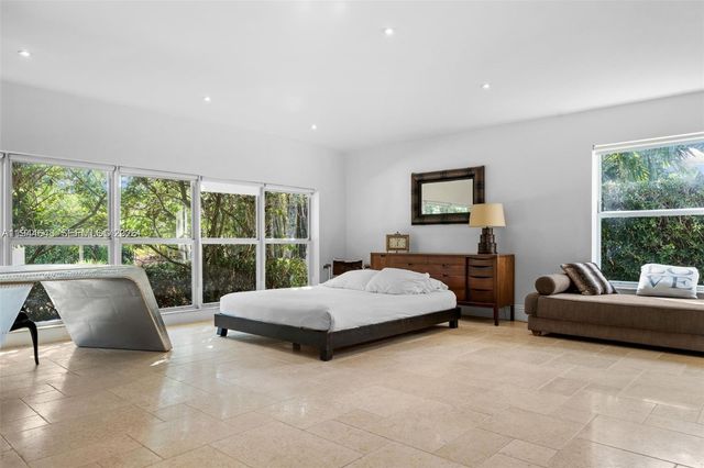 6411 SW 185th way, Southwest Ranches, FL 33332