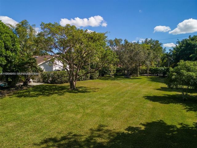 6411 SW 185th way, Southwest Ranches, FL 33332