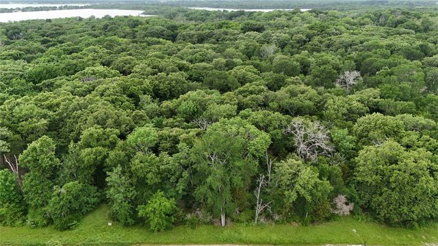120 Oakmont Drive, Mabank, TX 75147