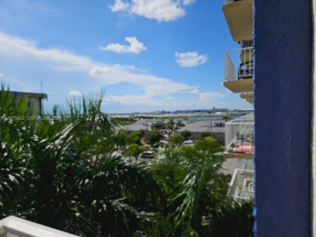 4550 NW 9th Street 709E, Miami, FL 33126