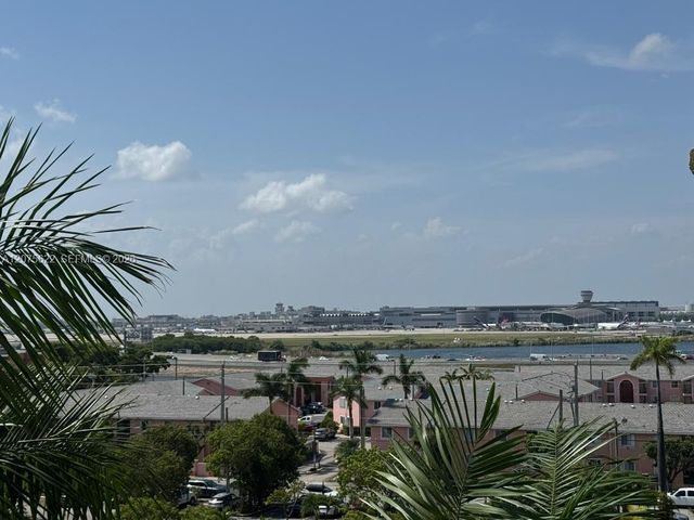 4550 NW 9th Street 709E, Miami, FL 33126