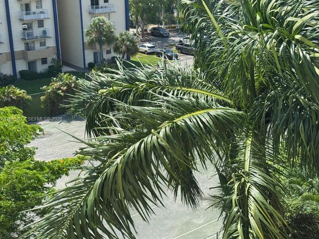 4550 NW 9th Street 709E, Miami, FL 33126