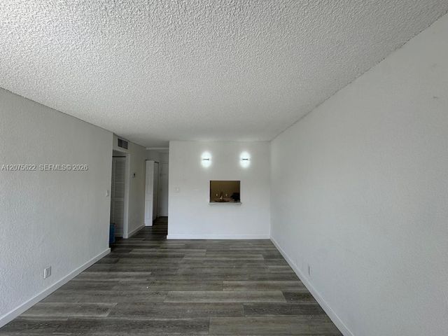 4550 NW 9th Street 709E, Miami, FL 33126