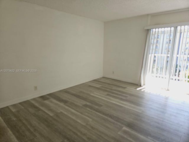 4550 NW 9th Street 709E, Miami, FL 33126