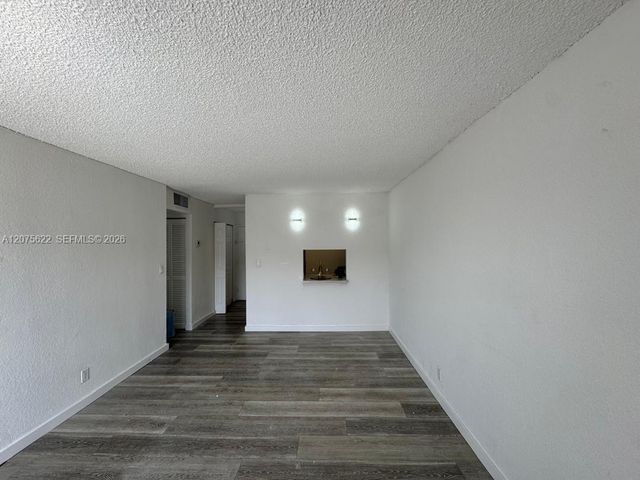 4550 NW 9th Street 709E, Miami, FL 33126