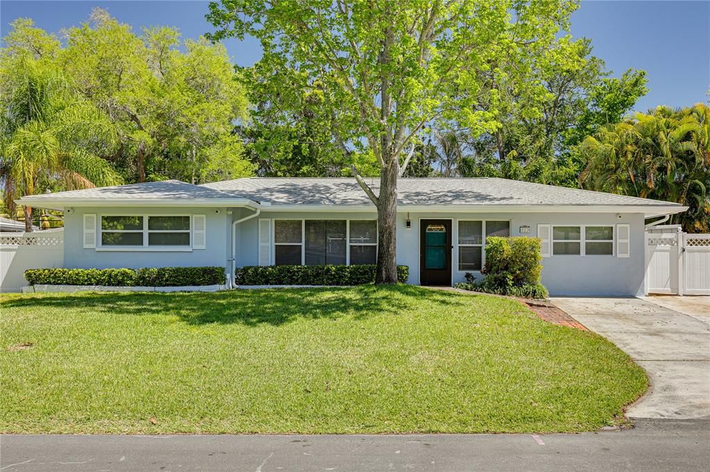 513 FOREST PARKWAY E, Largo, FL 33771