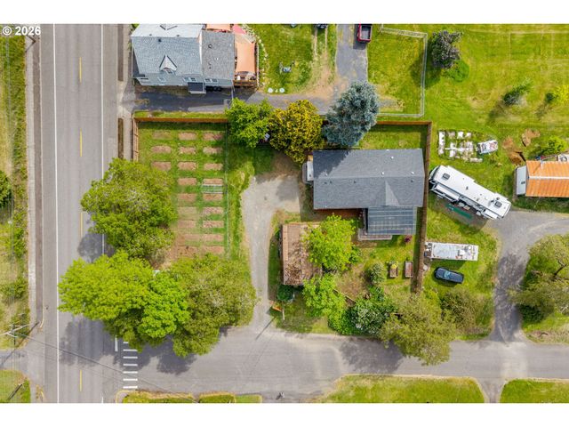 11 SECOND St, Carson, WA 98610