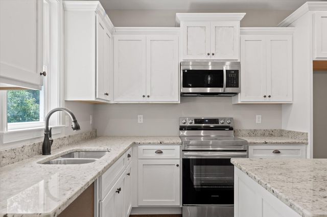 1872 Oakvale Drive, Chattanooga, TN 37421