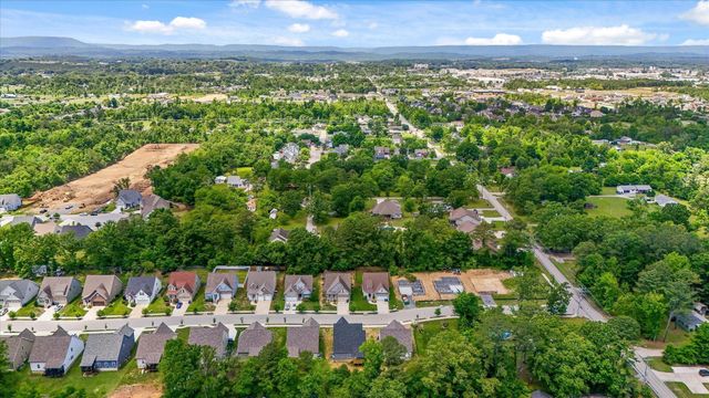 1872 Oakvale Drive, Chattanooga, TN 37421