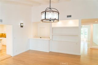 5054 Encino Avenue, Encino, CA 91316