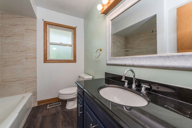 2109 7th Street, Winthrop Harbor, IL 60096