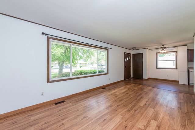 2109 7th Street, Winthrop Harbor, IL 60096