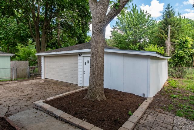 2109 7th Street, Winthrop Harbor, IL 60096