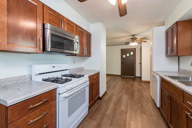 2109 7th Street, Winthrop Harbor, IL 60096