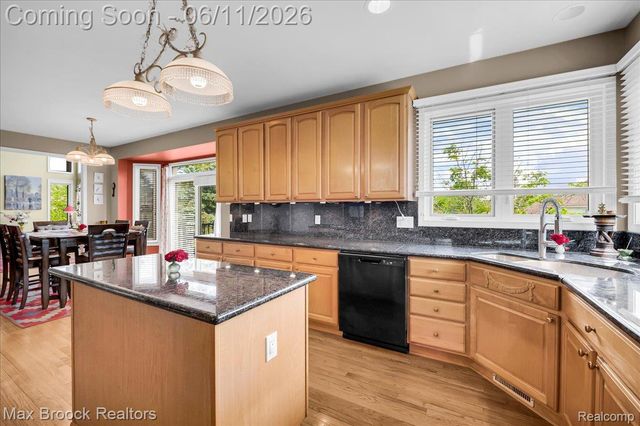47159 Northumberland Street, Novi, MI 48374