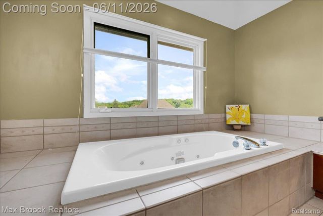 47159 Northumberland Street, Novi, MI 48374