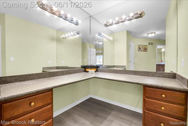 47159 Northumberland Street, Novi, MI 48374