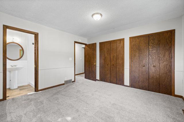 5647 Wood Lane, Saint Louis Park, MN 55436