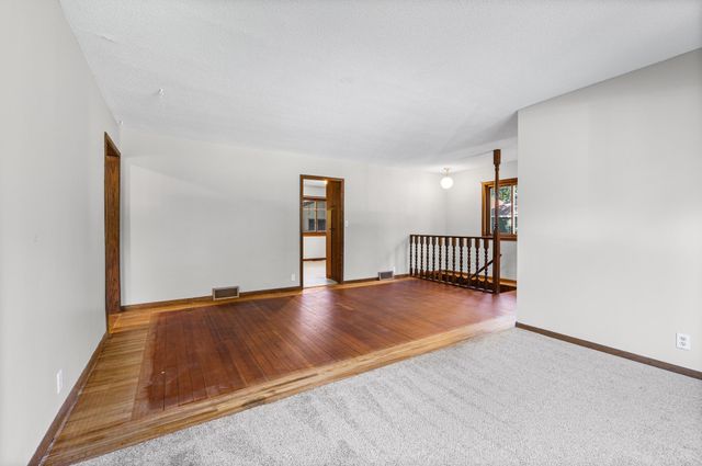 5647 Wood Lane, Saint Louis Park, MN 55436
