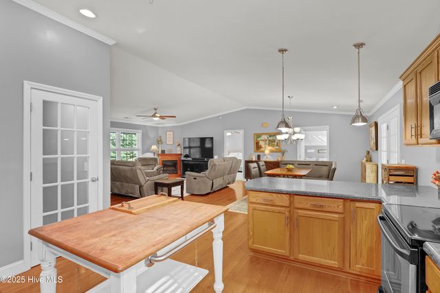 324 Knollwood Drive, Hampstead, NC 28443