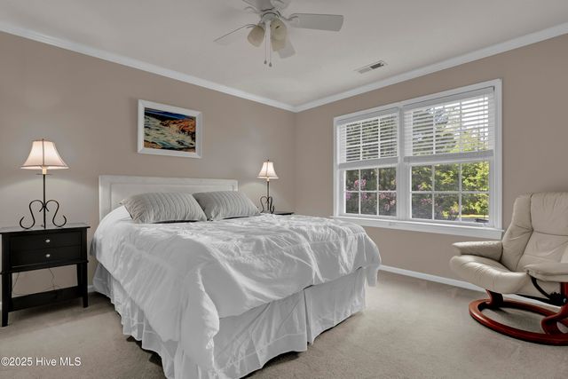 324 Knollwood Drive, Hampstead, NC 28443