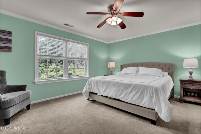 324 Knollwood Drive, Hampstead, NC 28443