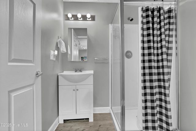 324 Knollwood Drive, Hampstead, NC 28443
