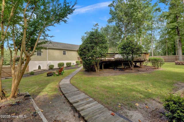 324 Knollwood Drive, Hampstead, NC 28443