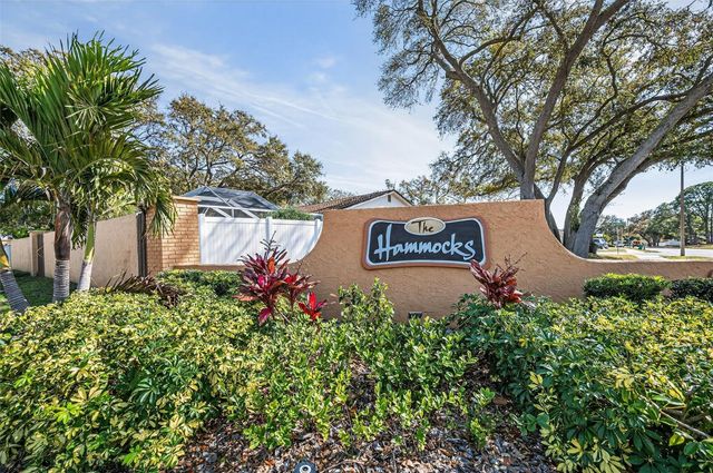 1533 FOXCROFT DRIVE W, Palm Harbor, FL 34683