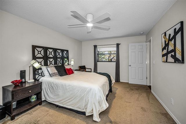 1533 FOXCROFT DRIVE W, Palm Harbor, FL 34683