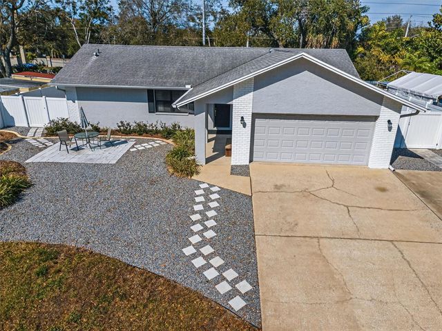 1533 FOXCROFT DRIVE W, Palm Harbor, FL 34683