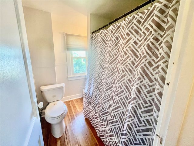 425 Mount Vernon, Coraopolis, PA 15108