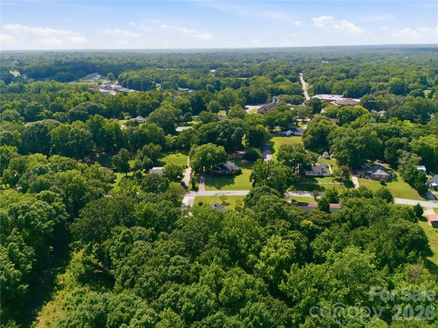 1471 Winthrop Avenue, Lancaster, SC 29720