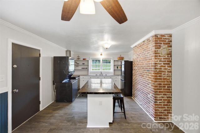 1471 Winthrop Avenue, Lancaster, SC 29720