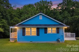 1471 Winthrop Avenue, Lancaster, SC 29720
