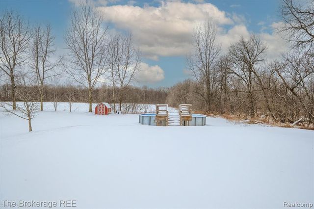 8247 N Center Road, Mount Morris, MI 48458