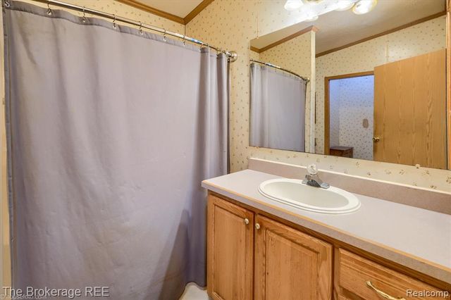 8247 N Center Road, Mount Morris, MI 48458