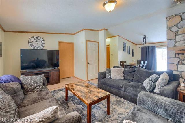 8247 N Center Road, Mount Morris, MI 48458