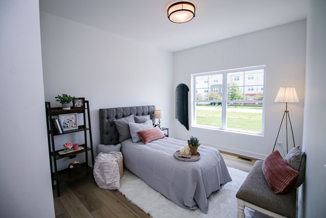 2037 isabella Lane, Minooka, IL 60447