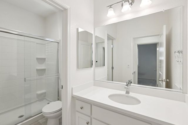 1545 Marina Dr, Lathrop, CA 95330