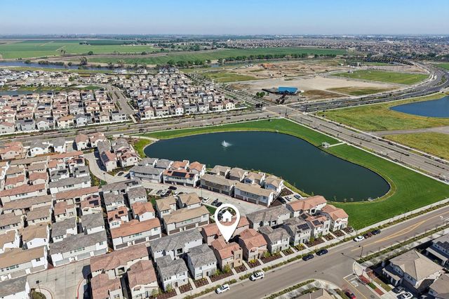 1545 Marina Dr, Lathrop, CA 95330