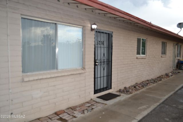 5739 E 26th Street, Tucson, AZ 85711