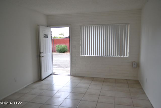 5739 E 26th Street, Tucson, AZ 85711