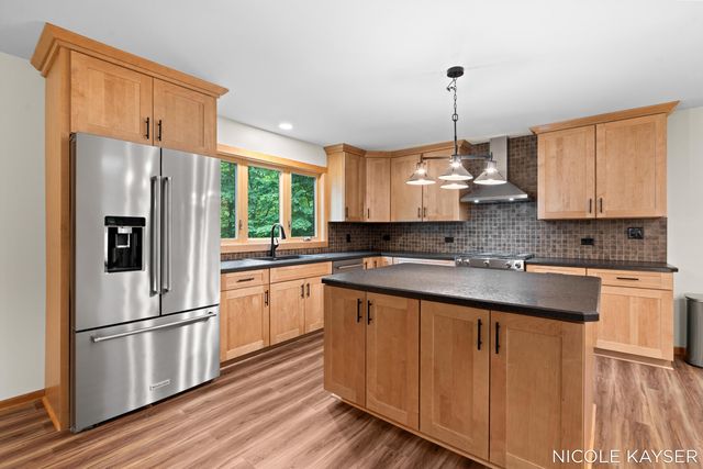 2847 63rd Street, Saugatuck Twp, MI 49408